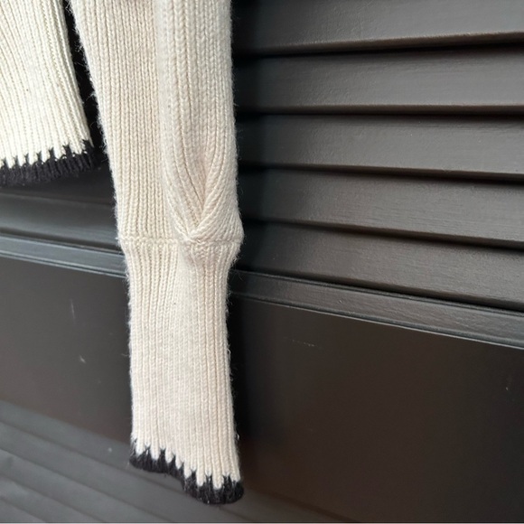 BCBG Max Azria, Turtleneck Pullover Pom Pom Sweater, Merino Wool Blend, Size XXS - Picture 13 of 16